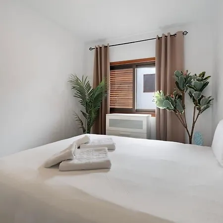 アパート Bonito Delfin Amarillo By Paramount Holidays